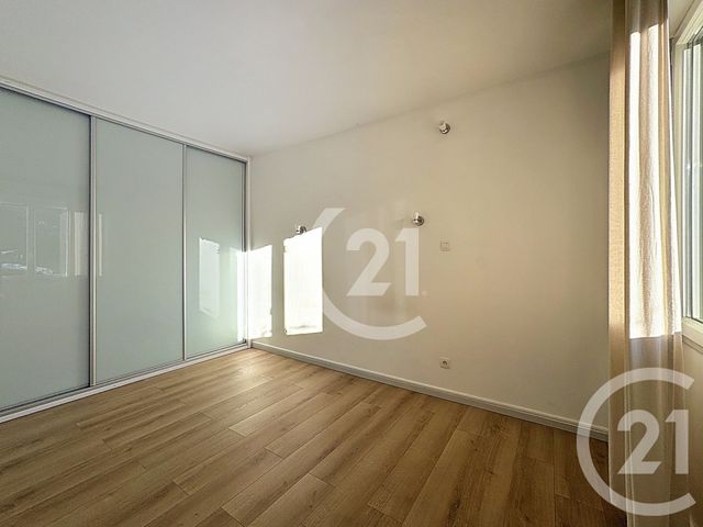 Appartement T4 à vendre - 4 pièces - 84.76 m2 - OFFEMONT - 90 - FRANCHE-COMTE - Century 21 Agence Du Théâtre