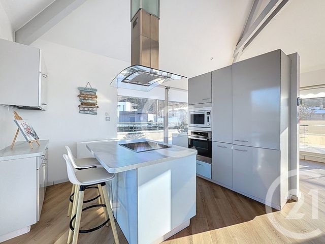 Appartement T4 à vendre - 4 pièces - 84.76 m2 - OFFEMONT - 90 - FRANCHE-COMTE - Century 21 Agence Du Théâtre