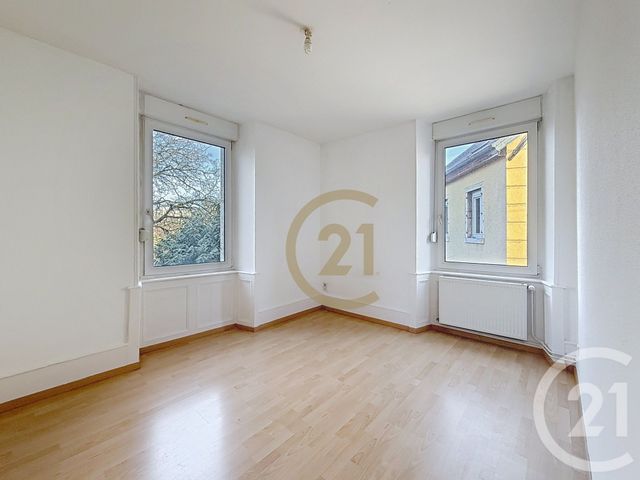 Appartement F2 à louer - 2 pièces - 41.0 m2 - BEAUCOURT - 90 - FRANCHE-COMTE - Century 21 Agence Du Théâtre