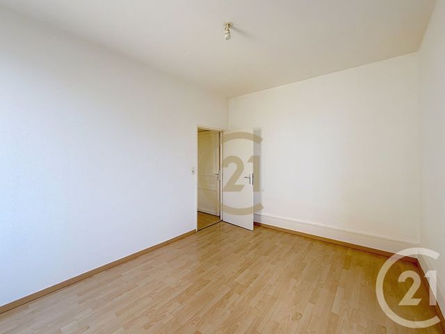 Appartement F2 à louer - 2 pièces - 41.0 m2 - BEAUCOURT - 90 - FRANCHE-COMTE - Century 21 Agence Du Théâtre
