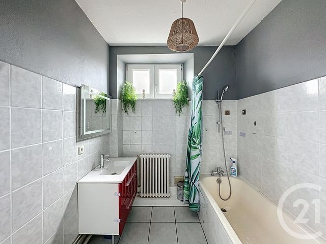 Appartement F3 à vendre - 3 pièces - 63.12 m2 - BELFORT - 90 - FRANCHE-COMTE - Century 21 Agence Du Théâtre