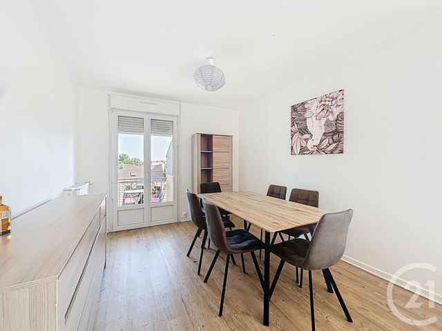 Afficher la photo en grand Appartement F4 à vendre - 4 pièces - 74.15 m2 - BELFORT - 90 - FRANCHE-COMTE - Century 21 Agence Du Théâtre