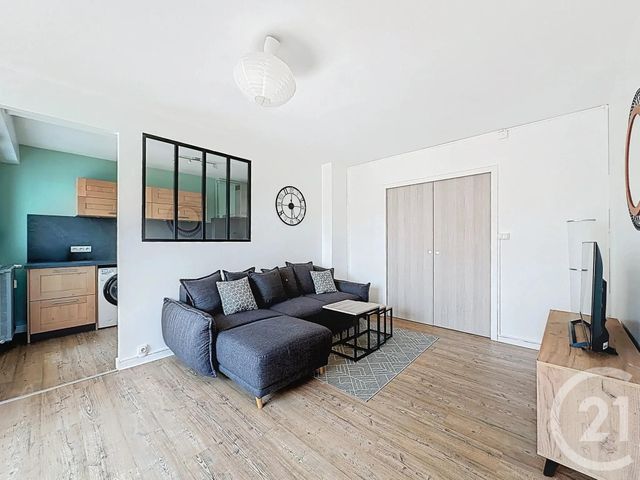 Afficher la photo en grand Appartement F4 à vendre - 4 pièces - 74.15 m2 - BELFORT - 90 - FRANCHE-COMTE - Century 21 Agence Du Théâtre