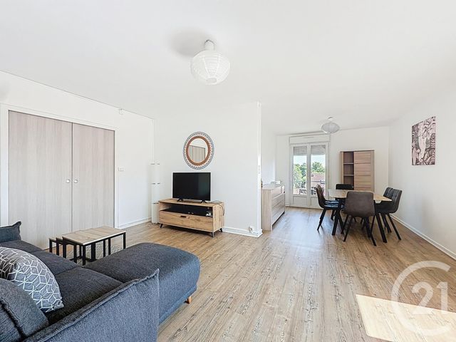 Appartement F4 à vendre - 4 pièces - 74.15 m2 - BELFORT - 90 - FRANCHE-COMTE - Century 21 Agence Du Théâtre