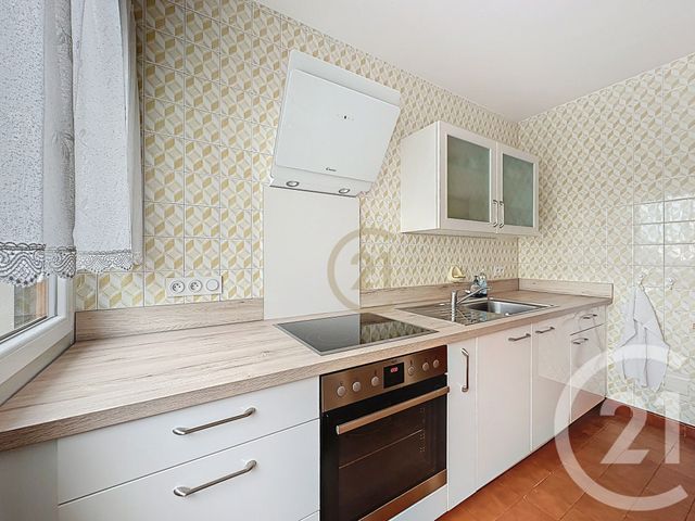 Appartement F4 à vendre - 4 pièces - 94.13 m2 - BAVILLIERS - 90 - FRANCHE-COMTE - Century 21 Agence Du Théâtre