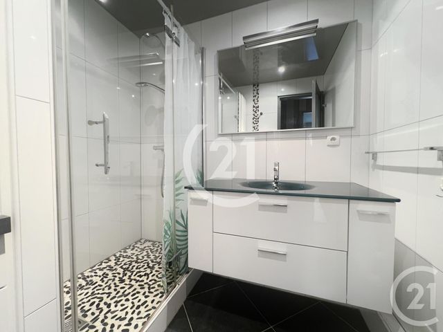 Appartement T5 à vendre - 5 pièces - 90.0 m2 - BELFORT - 90 - FRANCHE-COMTE - Century 21 Agence Du Théâtre