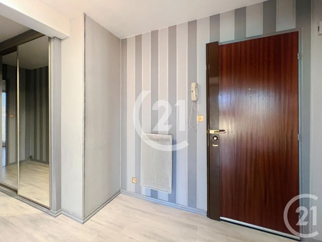 Appartement T5 à vendre - 5 pièces - 90.0 m2 - BELFORT - 90 - FRANCHE-COMTE - Century 21 Agence Du Théâtre