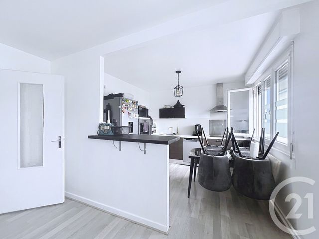 Appartement F3 à vendre - 3 pièces - 63.0 m2 - BELFORT - 90 - FRANCHE-COMTE - Century 21 Agence Du Théâtre