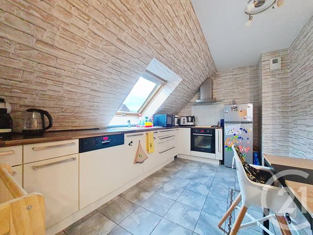 Appartement F3 à louer - 4 pièces - 59.63 m2 - EVETTE SALBERT - 90 - FRANCHE-COMTE - Century 21 Agence Du Théâtre