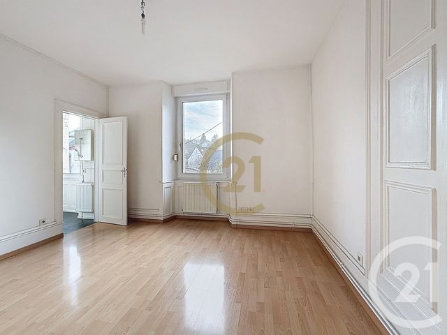 Appartement F2 à louer - 2 pièces - 41.0 m2 - BEAUCOURT - 90 - FRANCHE-COMTE - Century 21 Agence Du Théâtre
