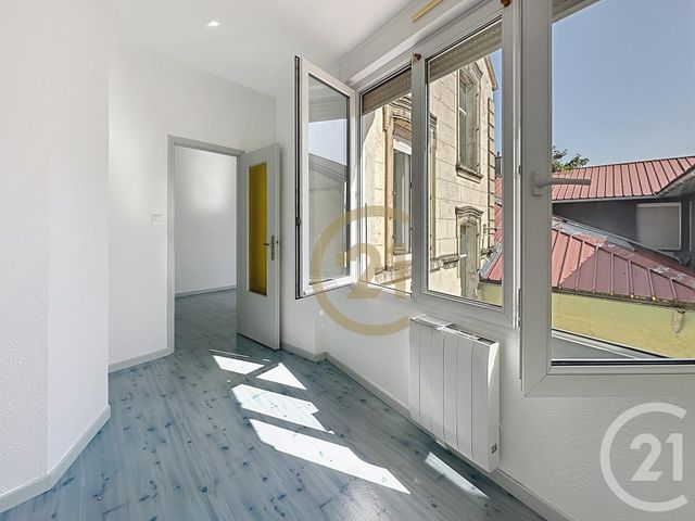 Appartement F2 à louer - 2 pièces - 27.0 m2 - BELFORT - 90 - FRANCHE-COMTE - Century 21 Agence Du Théâtre