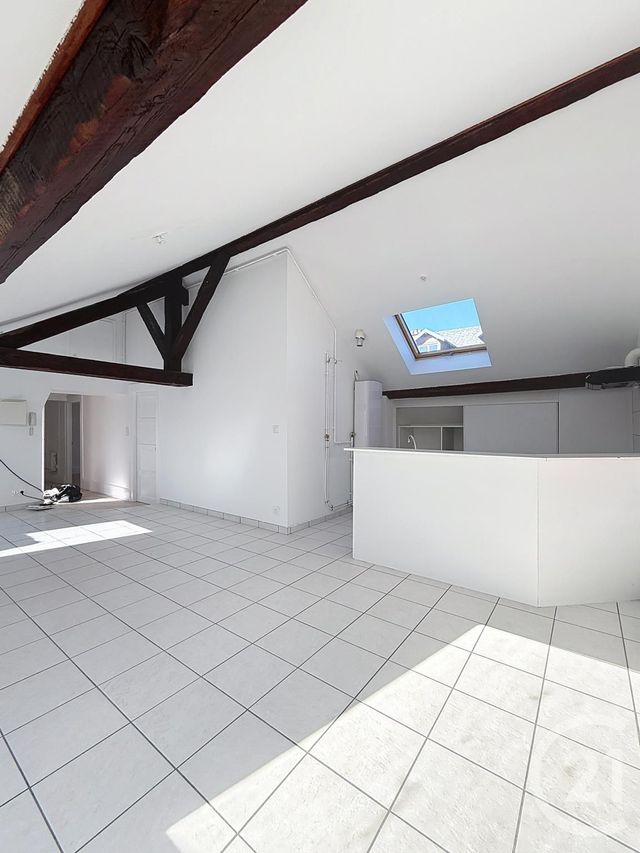 Appartement F4 à louer - 4 pièces - 85.0 m2 - BELFORT - 90 - FRANCHE-COMTE - Century 21 Agence Du Théâtre