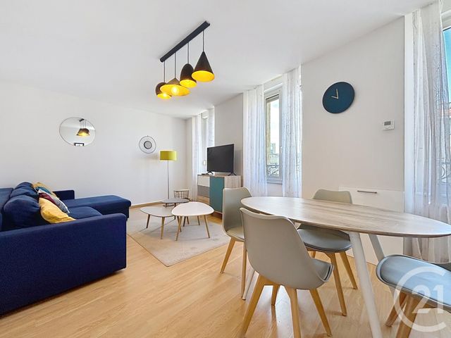 Appartement F3 à louer - 3 pièces - 60.0 m2 - BELFORT - 90 - FRANCHE-COMTE - Century 21 Agence Du Théâtre