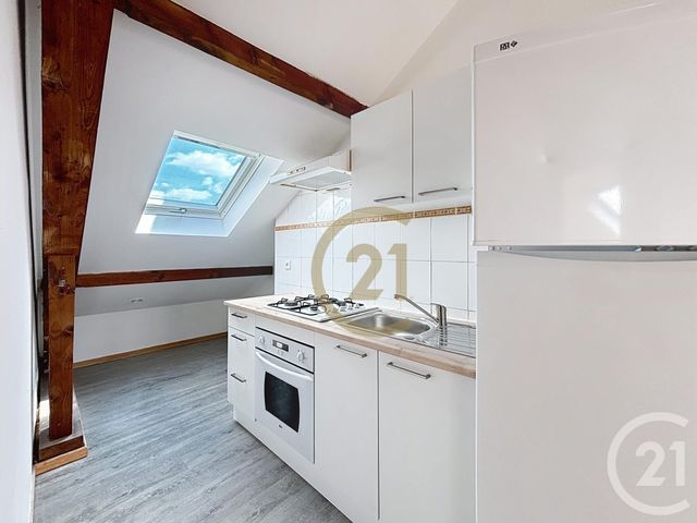 Appartement F3 à louer - 3 pièces - 60.0 m2 - BELFORT - 90 - FRANCHE-COMTE - Century 21 Agence Du Théâtre