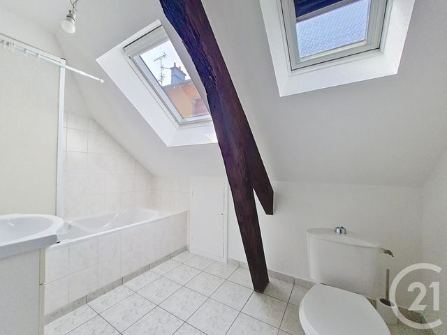 Appartement à louer - 2 pièces - 45.0 m2 - BELFORT - 90 - FRANCHE-COMTE - Century 21 Agence Du Théâtre