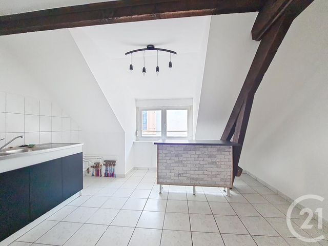 Appartement à louer - 2 pièces - 45.0 m2 - BELFORT - 90 - FRANCHE-COMTE - Century 21 Agence Du Théâtre