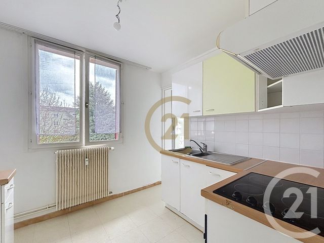 Appartement F4 à louer - 4 pièces - 67.0 m2 - BELFORT - 90 - FRANCHE-COMTE - Century 21 Agence Du Théâtre