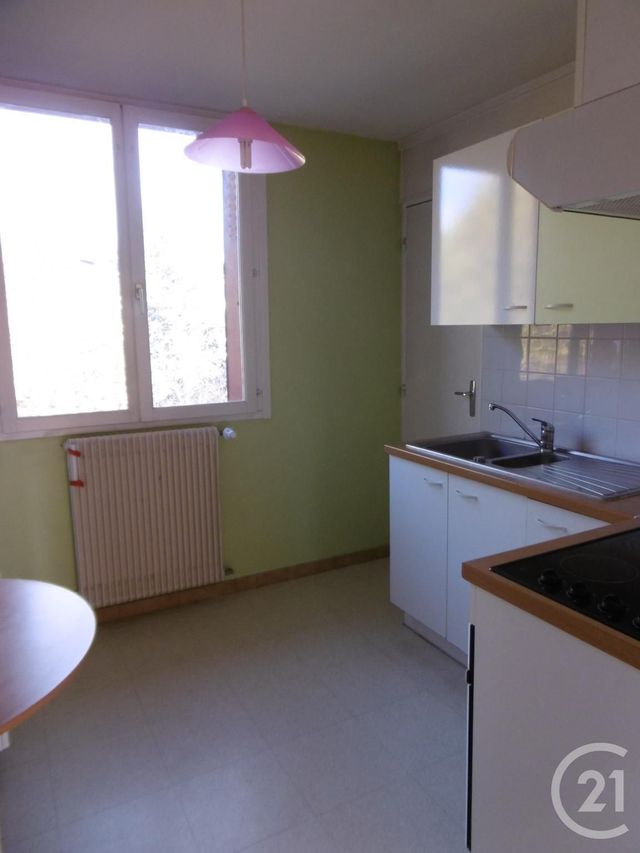 Appartement F4 à louer - 4 pièces - 67.0 m2 - BELFORT - 90 - FRANCHE-COMTE - Century 21 Agence Du Théâtre