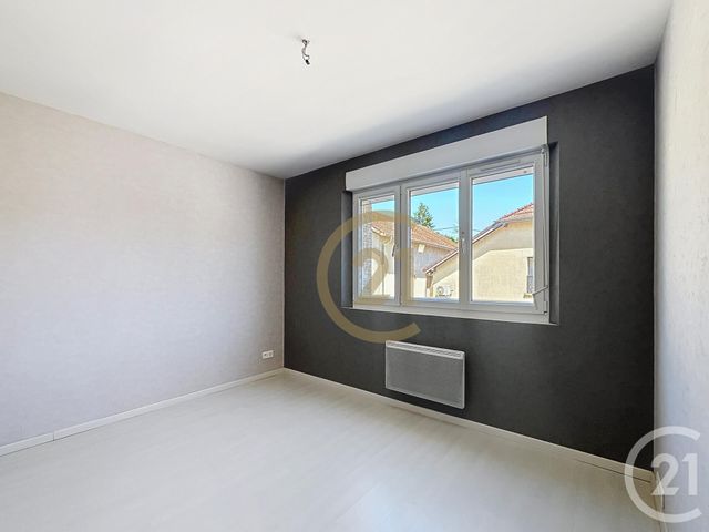 Appartement F3 à vendre - 3 pièces - 68.0 m2 - CHATENOIS LES FORGES - 90 - FRANCHE-COMTE - Century 21 Agence Du Théâtre