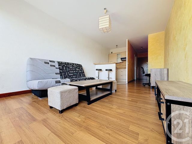 Appartement Studio à louer - 1 pièce - 31.76 m2 - BELFORT - 90 - FRANCHE-COMTE - Century 21 Agence Du Théâtre