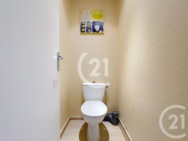 Appartement T2 à vendre - 2 pièces - 44.78 m2 - BELFORT - 90 - FRANCHE-COMTE - Century 21 Agence Du Théâtre