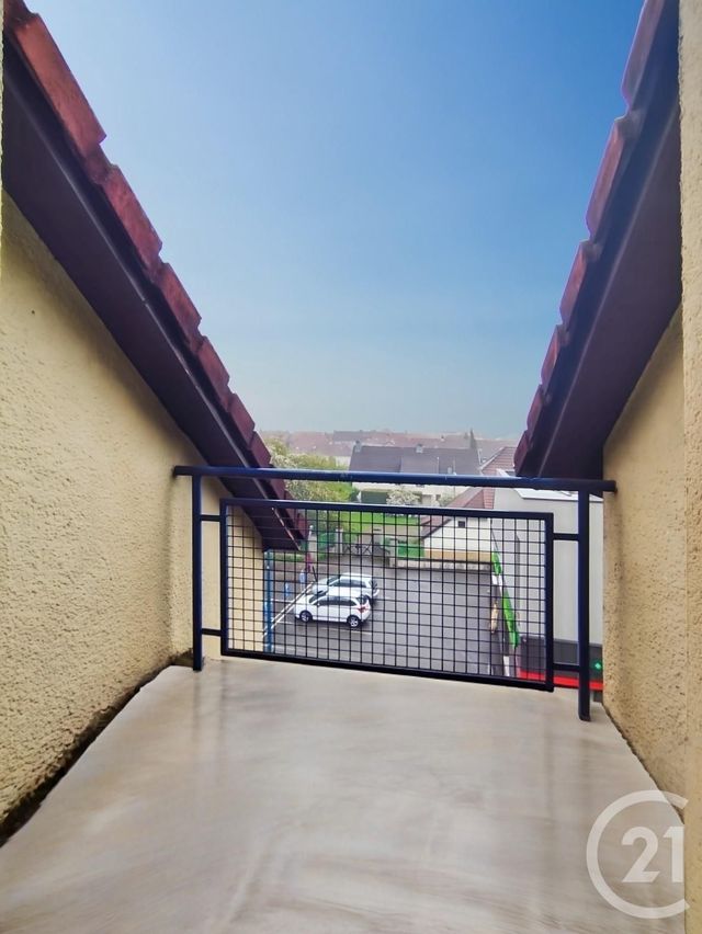 Appartement F6 à vendre - 6 pièces - 123.69 m2 - VALDOIE - 90 - FRANCHE-COMTE - Century 21 Agence Du Théâtre