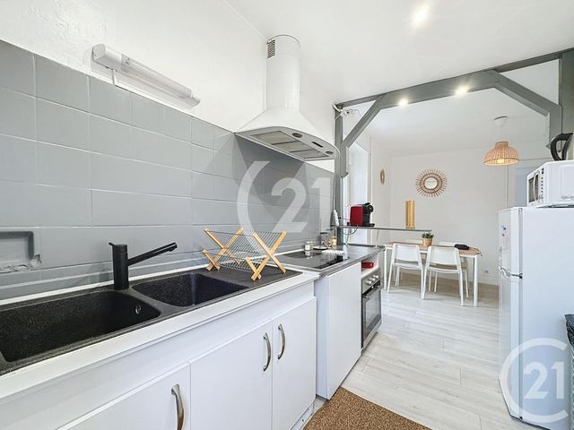 Afficher la photo en grand Appartement T3 à vendre - 3 pièces - 46.57 m2 - BELFORT - 90 - FRANCHE-COMTE - Century 21 Agence Du Théâtre