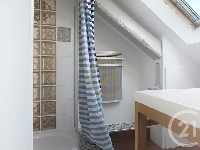 Appartement F1 à louer - 2 pièces - 24.46 m2 - BELFORT - 90 - FRANCHE-COMTE - Century 21 Agence Du Théâtre