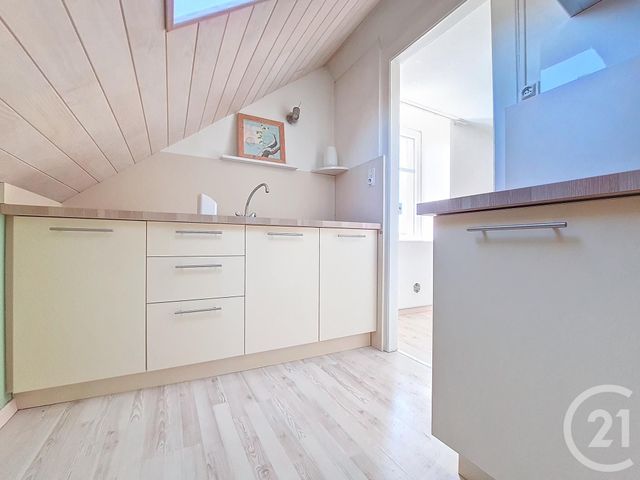 Appartement F3 à louer - 3 pièces - 36.66 m2 - BELFORT - 90 - FRANCHE-COMTE - Century 21 Agence Du Théâtre