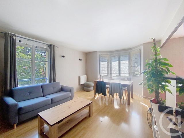 Appartement F3 à louer - 3 pièces - 69.67 m2 - BELFORT - 90 - FRANCHE-COMTE - Century 21 Agence Du Théâtre