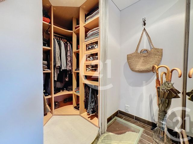 Appartement T4 à vendre - 3 pièces - 124.0 m2 - VALDOIE - 90 - FRANCHE-COMTE - Century 21 Agence Du Théâtre