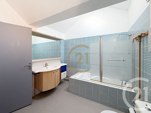 Appartement F3 à louer - 3 pièces - 73.0 m2 - BELFORT - 90 - FRANCHE-COMTE - Century 21 Agence Du Théâtre