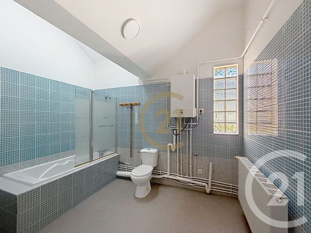 Appartement F3 à louer - 3 pièces - 73.0 m2 - BELFORT - 90 - FRANCHE-COMTE - Century 21 Agence Du Théâtre