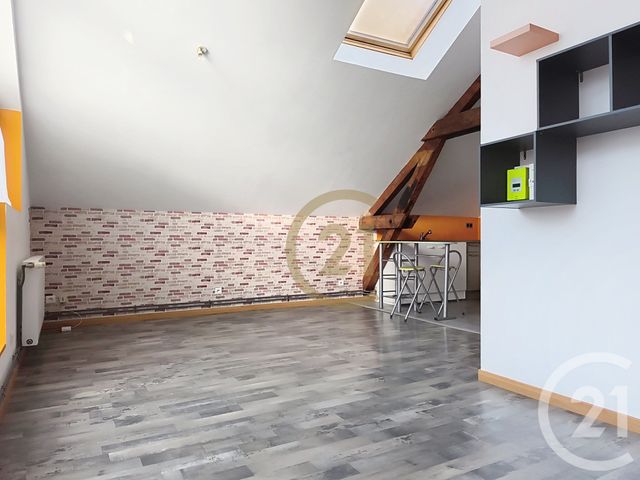 Appartement F3 à louer - 2 pièces - 50.0 m2 - BELFORT - 90 - FRANCHE-COMTE - Century 21 Agence Du Théâtre