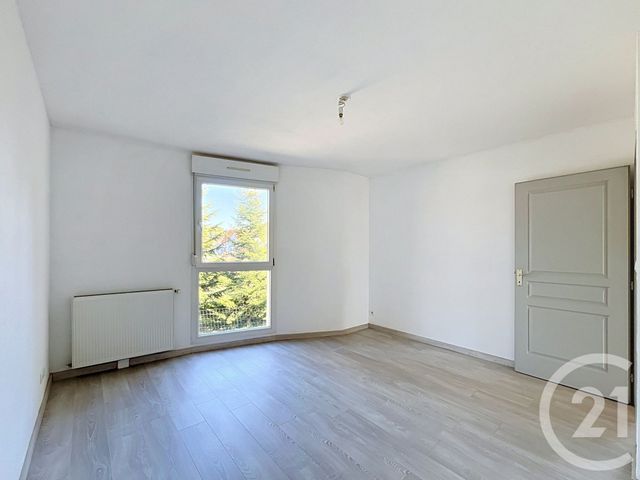 Appartement F4 à vendre - 3 pièces - 76.88 m2 - BELFORT - 90 - FRANCHE-COMTE - Century 21 Agence Du Théâtre
