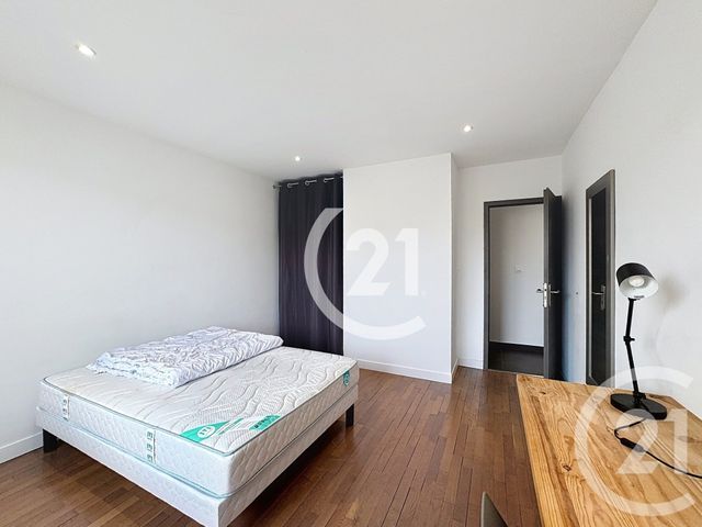 Appartement à vendre - 5 pièces - 88.15 m2 - BELFORT - 90 - FRANCHE-COMTE - Century 21 Agence Du Théâtre