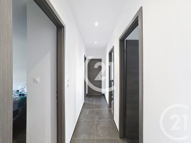 Appartement à vendre - 5 pièces - 88.15 m2 - BELFORT - 90 - FRANCHE-COMTE - Century 21 Agence Du Théâtre