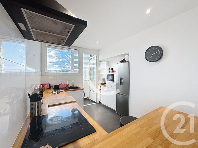 Appartement à vendre - 5 pièces - 88.15 m2 - BELFORT - 90 - FRANCHE-COMTE - Century 21 Agence Du Théâtre