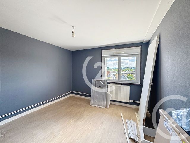 Afficher la photo en grand Appartement T4 à vendre - 4 pièces - 65.56 m2 - AUDINCOURT - 25 - FRANCHE-COMTE - Century 21 Agence Du Théâtre