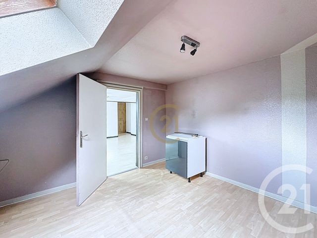 Appartement F3 à vendre - 3 pièces - 52.0 m2 - BEAUCOURT - 90 - FRANCHE-COMTE - Century 21 Agence Du Théâtre