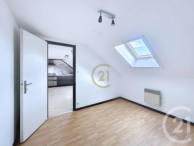 Appartement F3 à vendre - 3 pièces - 52.0 m2 - BEAUCOURT - 90 - FRANCHE-COMTE - Century 21 Agence Du Théâtre