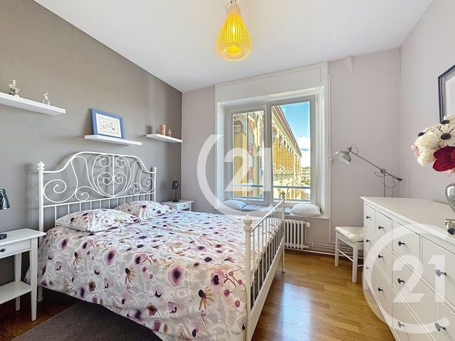 Afficher la photo en grand Appartement T5 à vendre - 5 pièces - 113.94 m2 - BELFORT - 90 - FRANCHE-COMTE - Century 21 Agence Du Théâtre