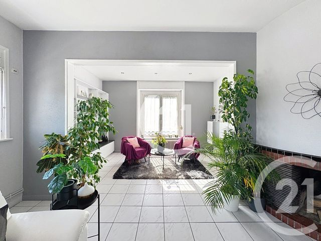 Afficher la photo en grand Appartement T5 à vendre - 5 pièces - 113.94 m2 - BELFORT - 90 - FRANCHE-COMTE - Century 21 Agence Du Théâtre