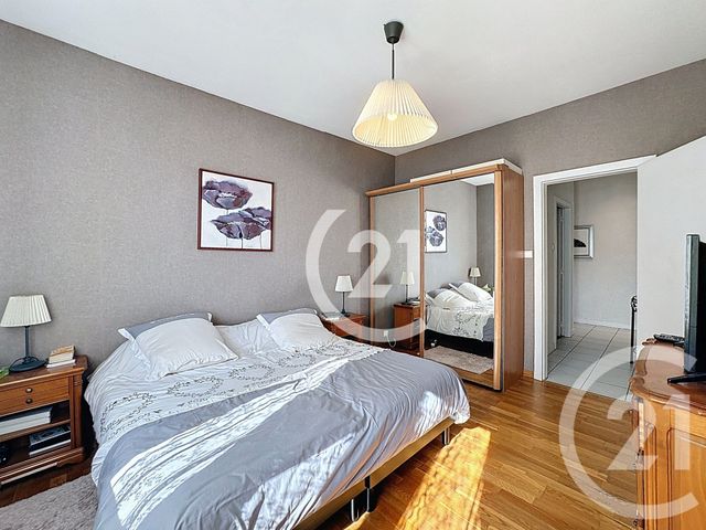 Afficher la photo en grand Appartement T5 à vendre - 5 pièces - 113.94 m2 - BELFORT - 90 - FRANCHE-COMTE - Century 21 Agence Du Théâtre
