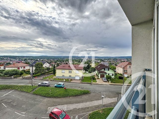 Appartement T3 à vendre - 3 pièces - 63.6 m2 - EXINCOURT - 25 - FRANCHE-COMTE - Century 21 Agence Du Théâtre