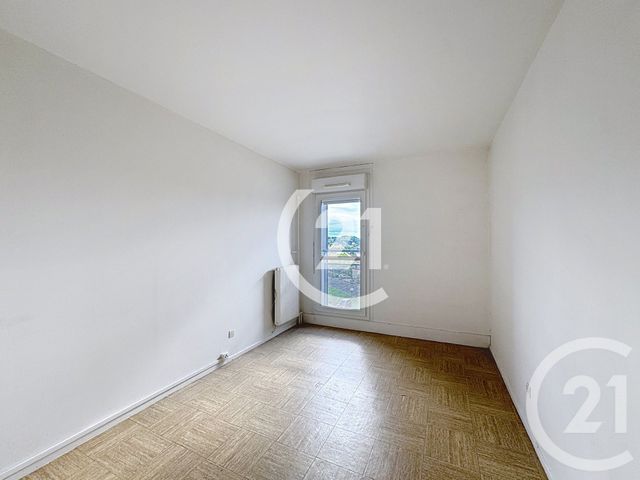 Appartement T3 à vendre - 3 pièces - 63.6 m2 - EXINCOURT - 25 - FRANCHE-COMTE - Century 21 Agence Du Théâtre