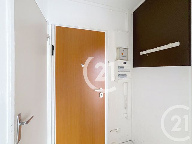 Appartement T3 à vendre - 3 pièces - 63.6 m2 - EXINCOURT - 25 - FRANCHE-COMTE - Century 21 Agence Du Théâtre