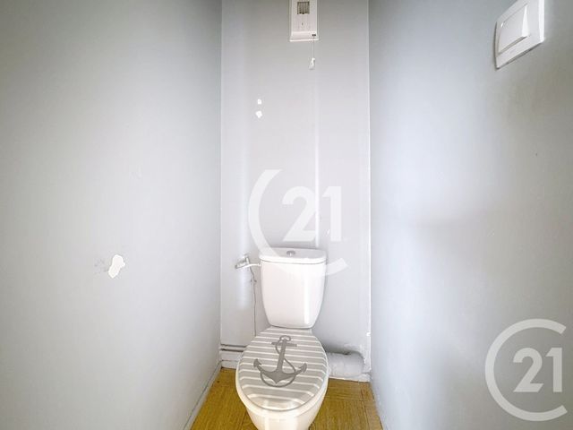 Appartement T3 à vendre - 3 pièces - 63.6 m2 - EXINCOURT - 25 - FRANCHE-COMTE - Century 21 Agence Du Théâtre