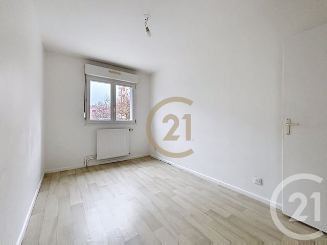 Appartement F5 à louer - 5 pièces - 95.75 m2 - BELFORT - 90 - FRANCHE-COMTE - Century 21 Agence Du Théâtre