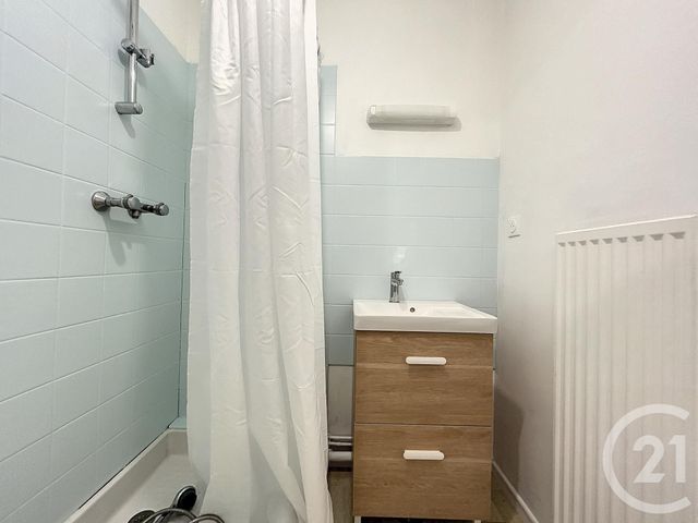 Appartement F5 à louer - 5 pièces - 95.75 m2 - BELFORT - 90 - FRANCHE-COMTE - Century 21 Agence Du Théâtre